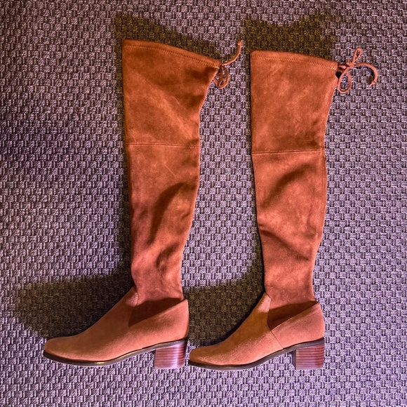 AquaDiva over the knees boots - Picture 2 of 10